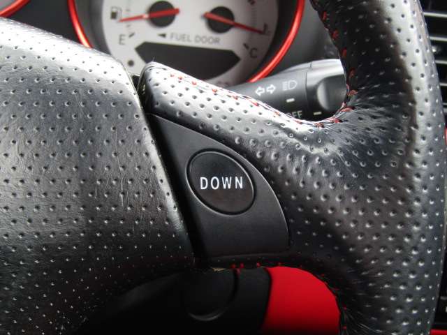 2007 Toyota MR-S – thumbnail 4