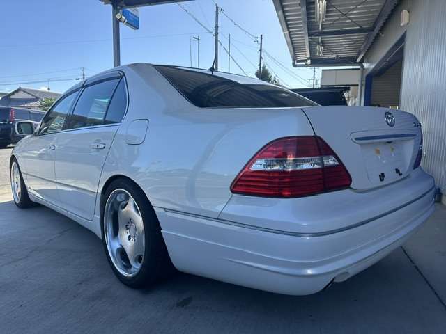 2003 Toyota Celsior – thumbnail 2