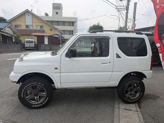 2005 Suzuki Jimny – thumbnail 4