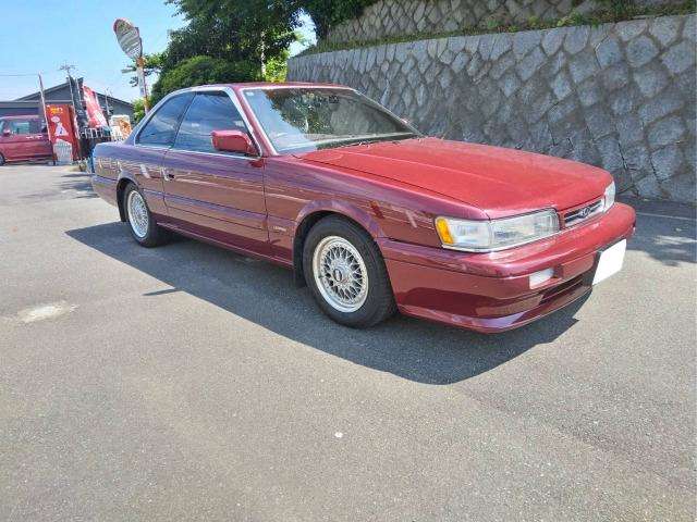1991 Nissan Leopard – thumbnail 3