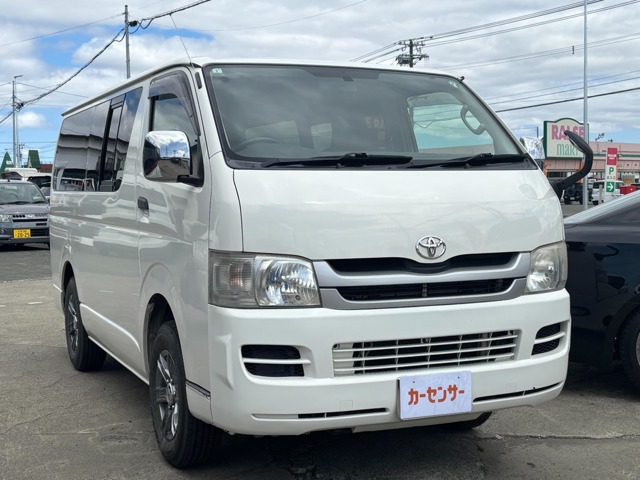 2010 Toyota Hiace