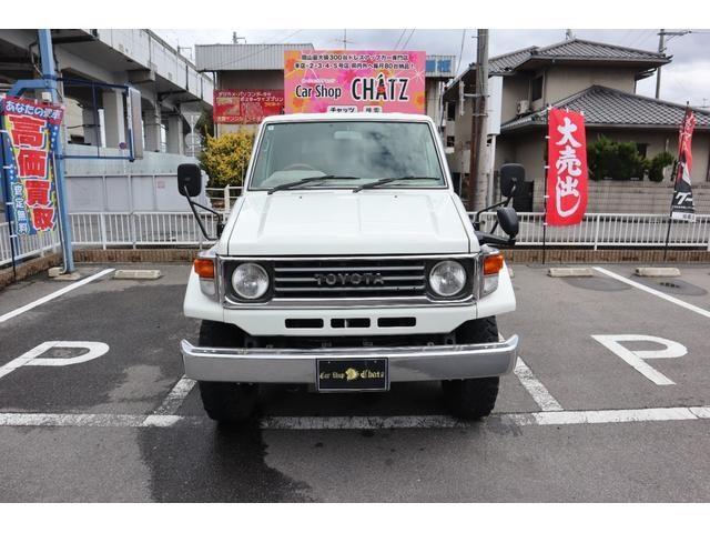 2000 Toyota Land Cruiser 70 – thumbnail 2