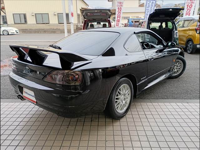 2000 Nissan Silvia – thumbnail 3