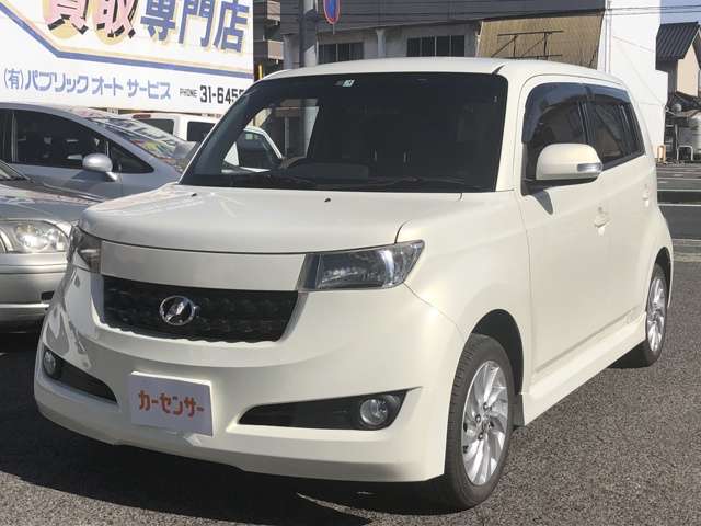 2009 Toyota bB – thumbnail 2