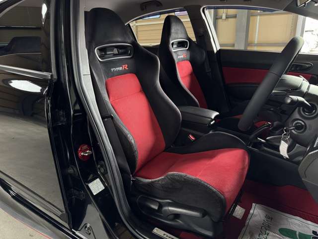 2008 Honda Civic Type R – thumbnail 4