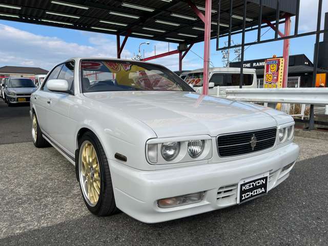 1994 Nissan Cedric – thumbnail 3