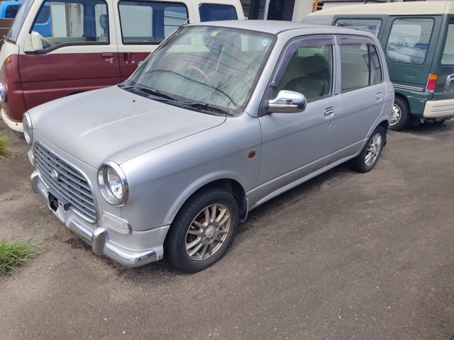 2000 Daihatsu Mira Gino