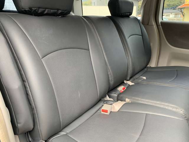 2003 Nissan Elgrand – thumbnail 3