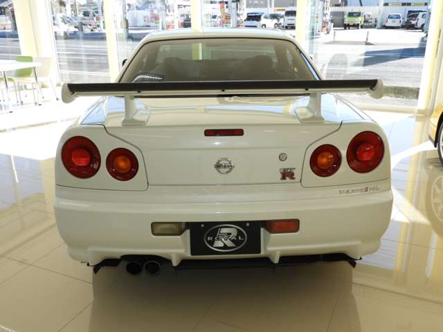 2002 Nissan Skyline GT-R – thumbnail 4