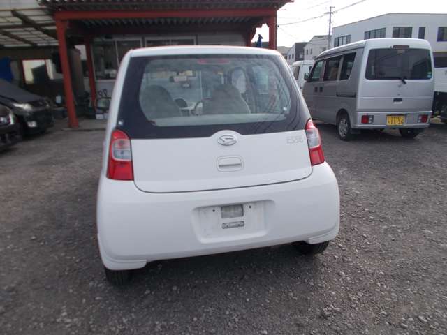 2006 Daihatsu Esse – thumbnail 2