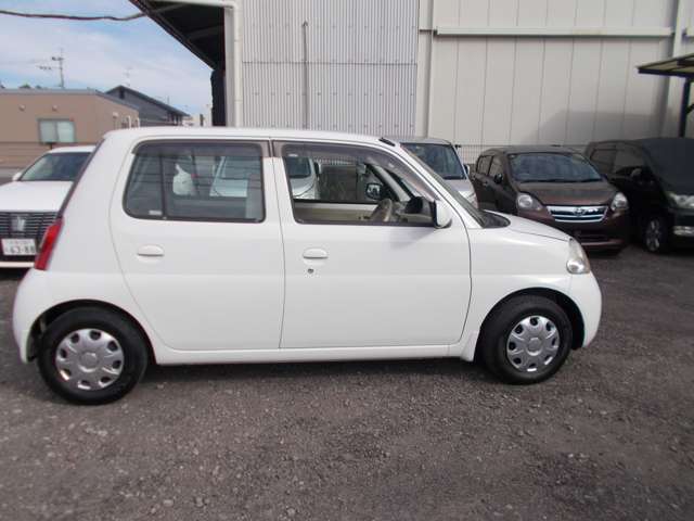 2006 Daihatsu Esse – thumbnail 3