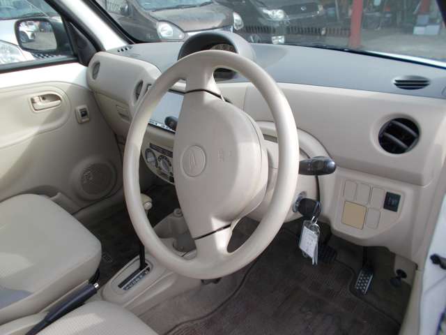 2006 Daihatsu Esse – thumbnail 4