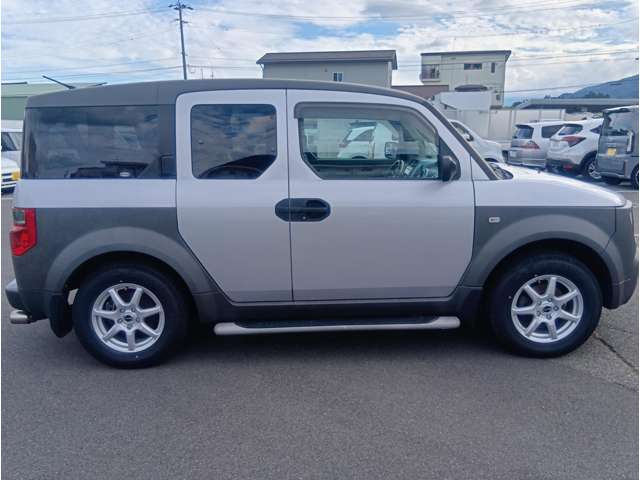 2004 Honda Element – thumbnail 2