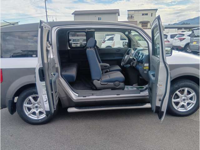 2004 Honda Element – thumbnail 3