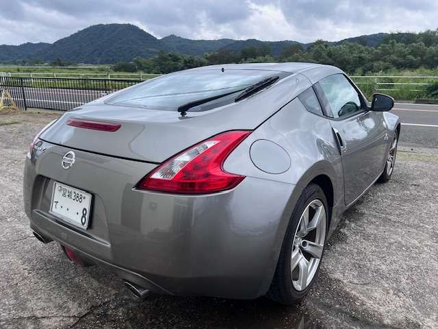 2009 Nissan Fairlady Z – thumbnail 3