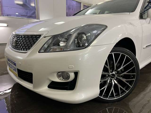 2009 Toyota Crown Athlete – thumbnail 2