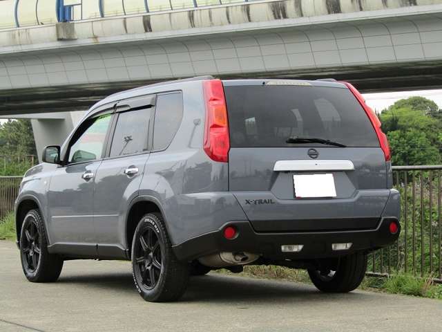 2009 Nissan X-Trail – thumbnail 4