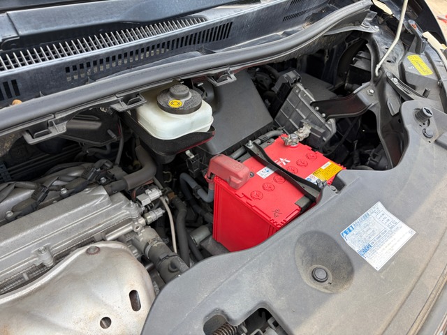 2010 Toyota Vellfire – thumbnail 2
