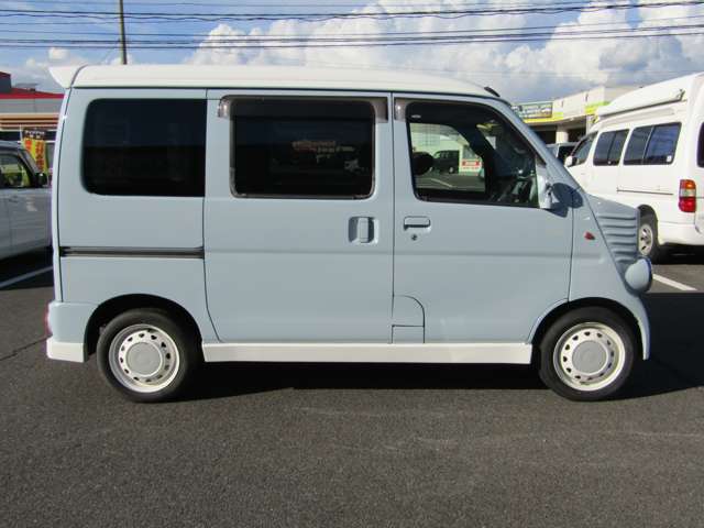 2005 Daihatsu Atrai Wagon – thumbnail 4