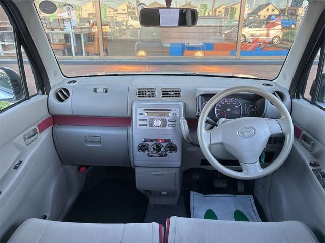 2011 Daihatsu Move Conte – thumbnail 2