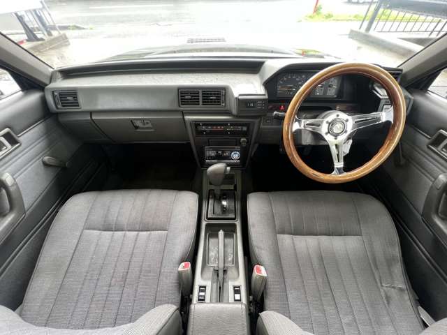 1994 Toyota Mark2 Van – thumbnail 3