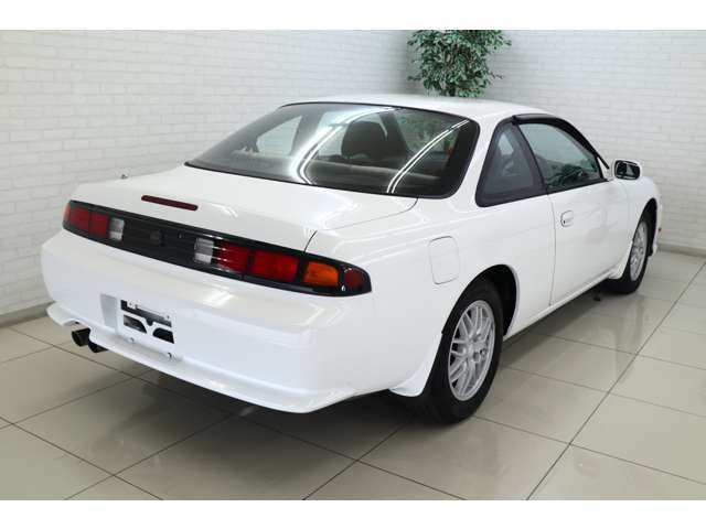 1997 Nissan Silvia – thumbnail 3