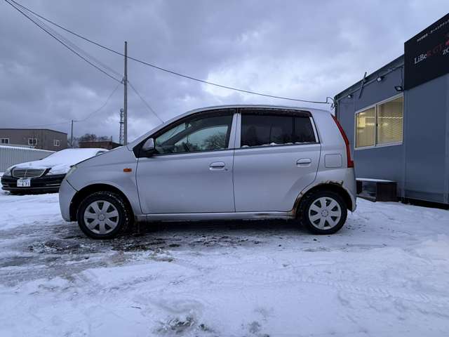 2005 Daihatsu Mira – thumbnail 4