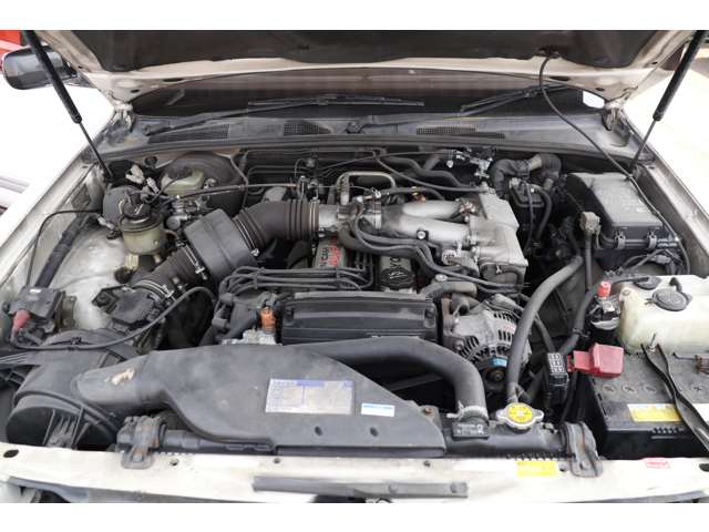 1990 Toyota Crown – thumbnail 2