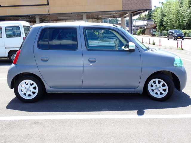 2008 Daihatsu Esse – thumbnail 4