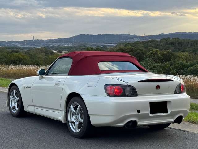 2002 Honda S2000 – thumbnail 4