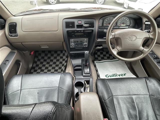 2001 Toyota Hilux Surf – thumbnail 3