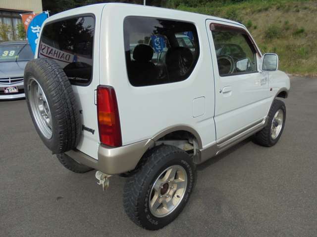 2001 Suzuki Jimny – thumbnail 4