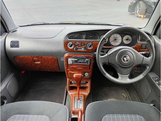 2002 Daihatsu Mira Gino – thumbnail 2