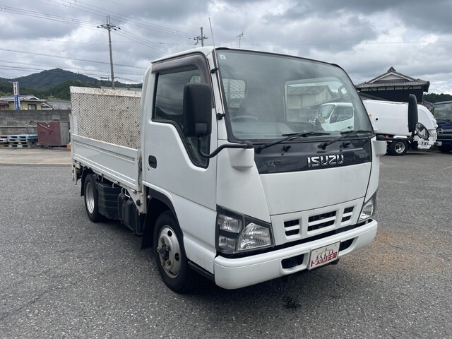 2005 Isuzu Elf