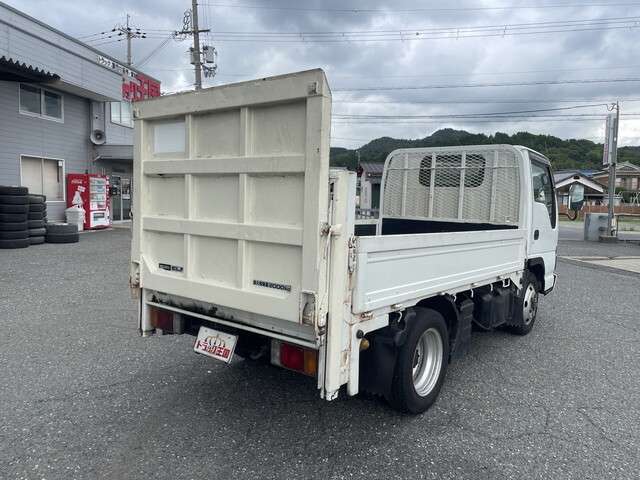 2005 Isuzu Elf – thumbnail 2