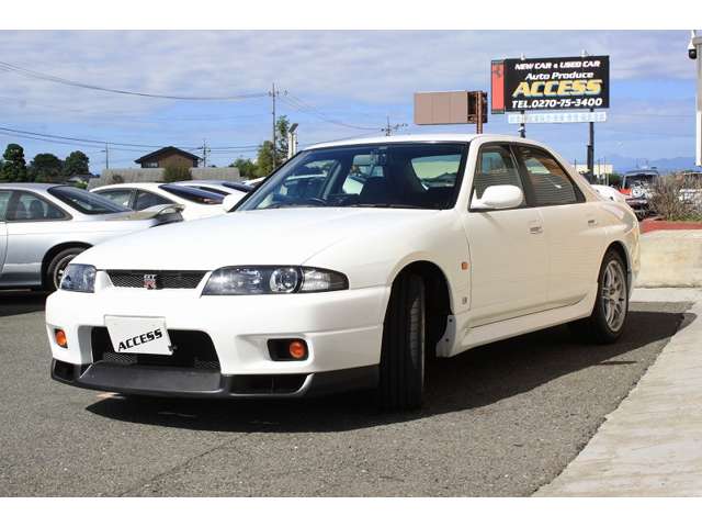 1998 Nissan Skyline GT-R Sedan – thumbnail 4