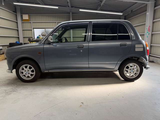 2003 Daihatsu Mira Gino – thumbnail 4