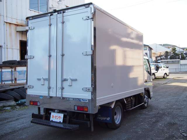 2009 Mitsubishi Fuso Canter Guts – thumbnail 3