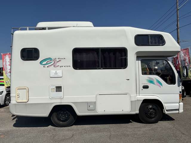 1995 Isuzu Elf – thumbnail 4