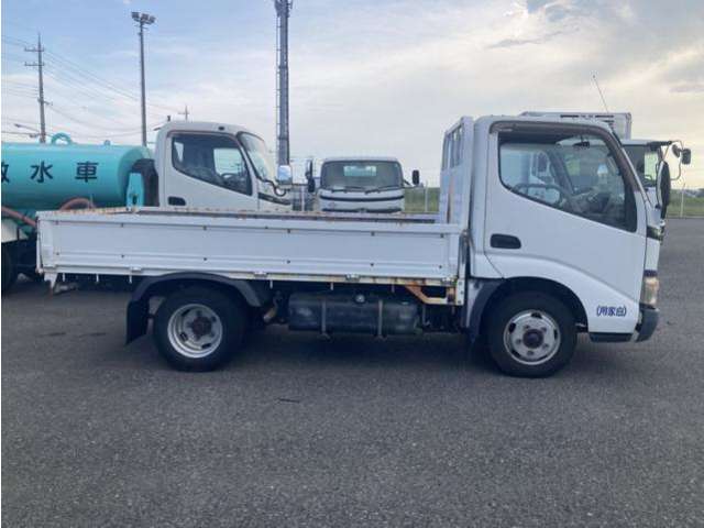 2006 Hino Dutro – thumbnail 4