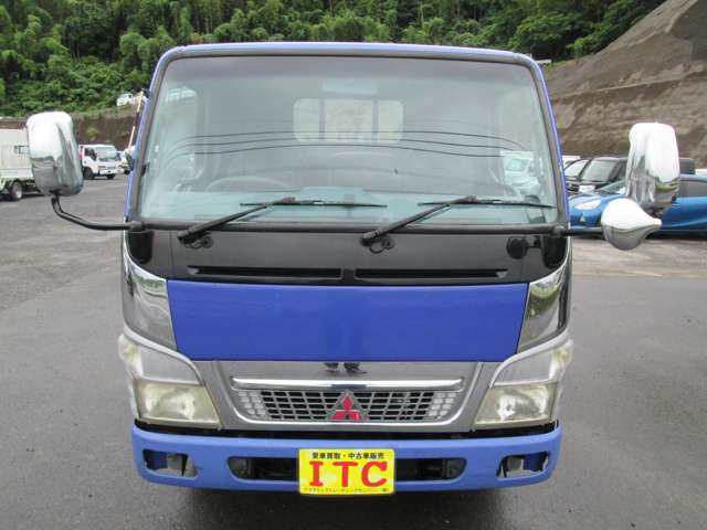 2004 Mitsubishi Fuso Canter – thumbnail 2