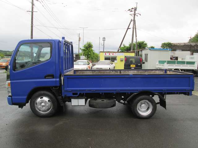 2004 Mitsubishi Fuso Canter – thumbnail 4