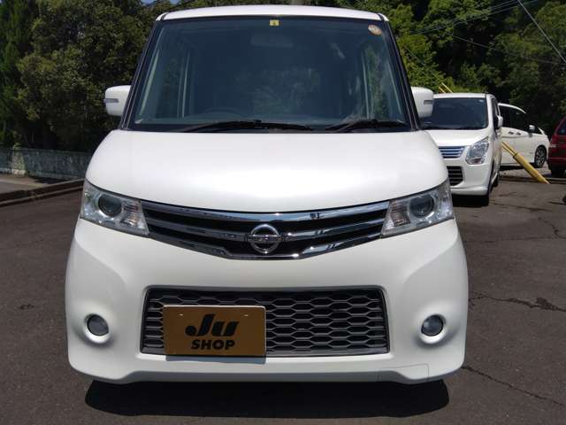 2010 Nissan Roox – thumbnail 2
