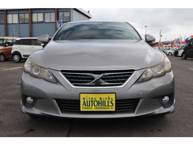 2010 Toyota Mark X – thumbnail 3