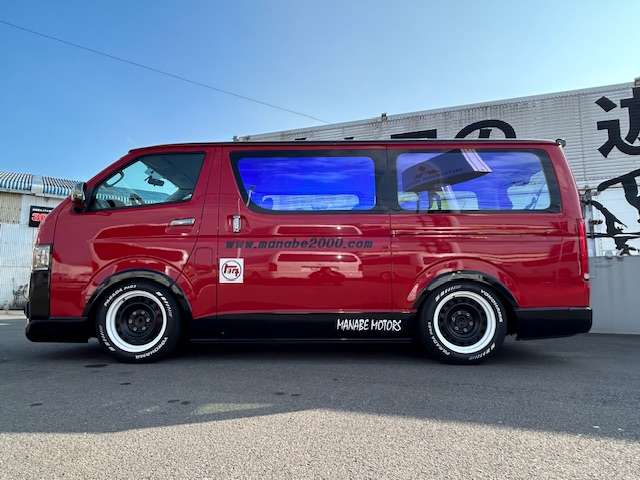 2005 Toyota Hiace – thumbnail 4