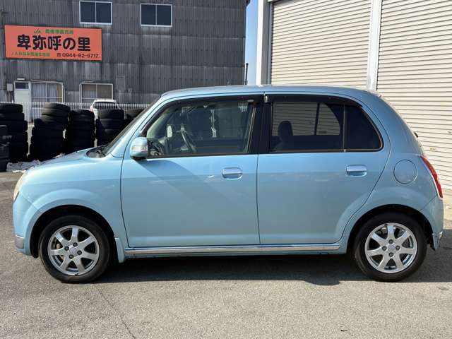 2005 Daihatsu Mira Gino – thumbnail 4