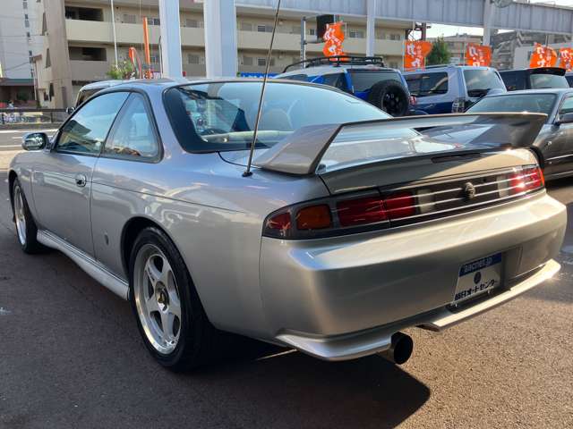 1997 Nissan Silvia – thumbnail 3