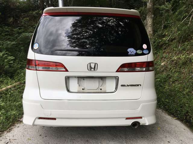 2004 Honda Elysion – thumbnail 2