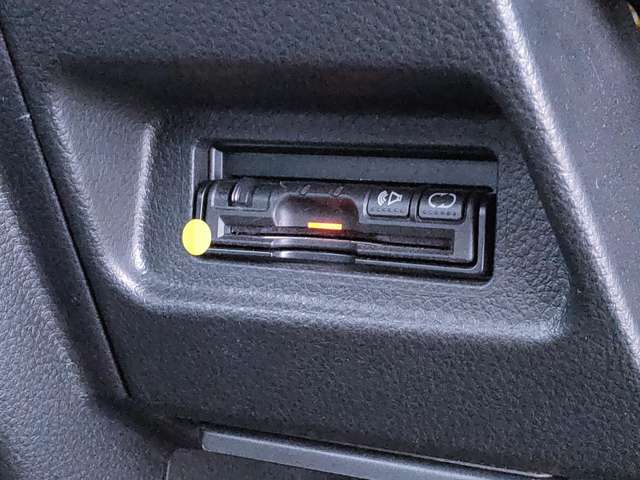 2009 Nissan Tiida – thumbnail 3