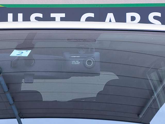 2009 Nissan Tiida – thumbnail 4